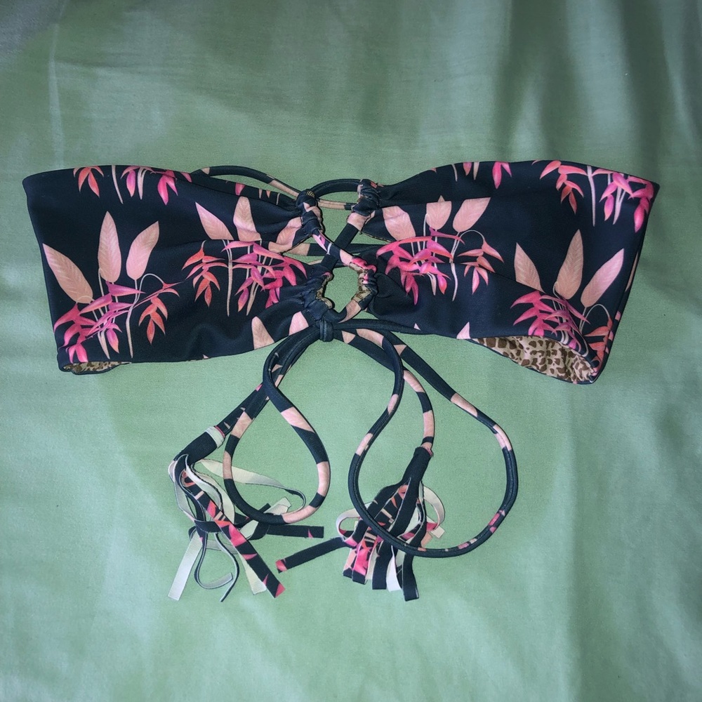 Acacia heliconia strapless top